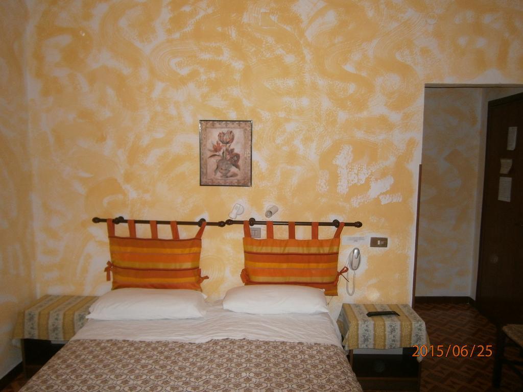 Albergo Il Cantuccio Bolano Habitación foto