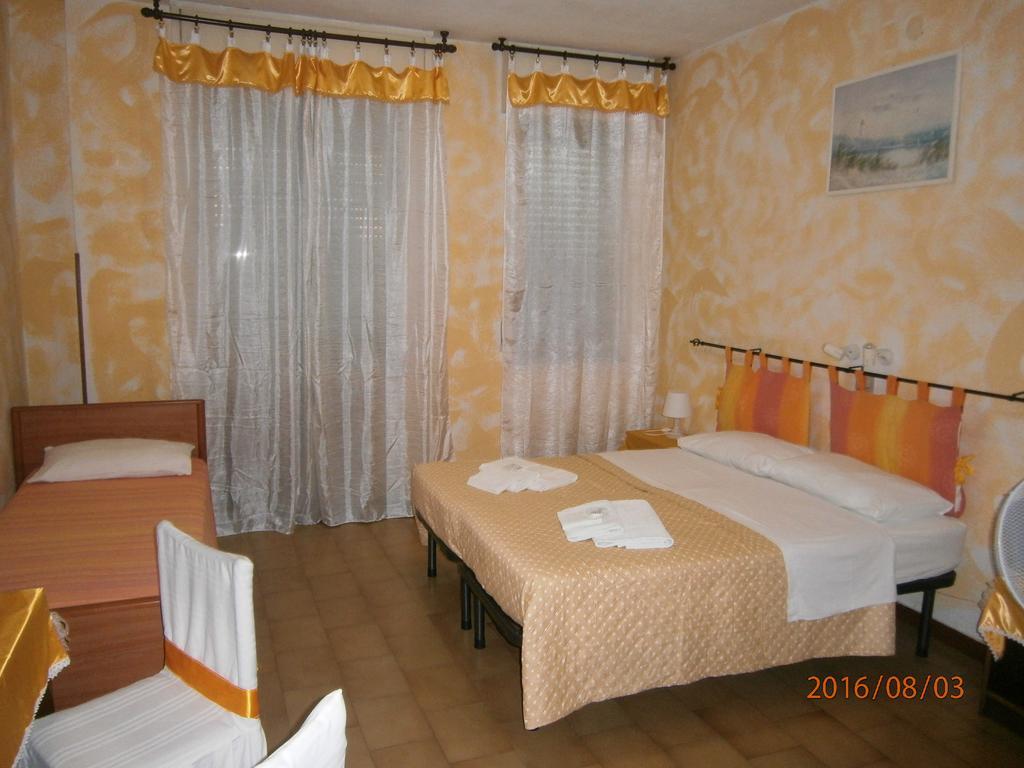 Albergo Il Cantuccio Bolano Exterior foto